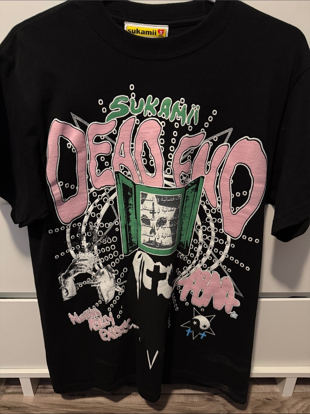 Sukamii Graphic Tee